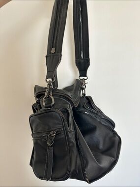 LEWKIN Black Shoulder Bag